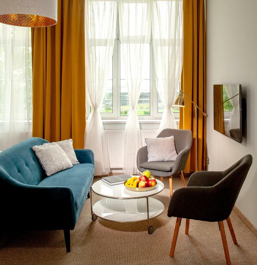Holiday Suites Cracow Красков Екстериор снимка