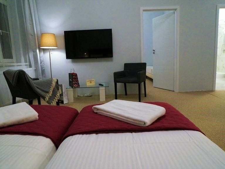 Holiday Suites Cracow Красков Екстериор снимка
